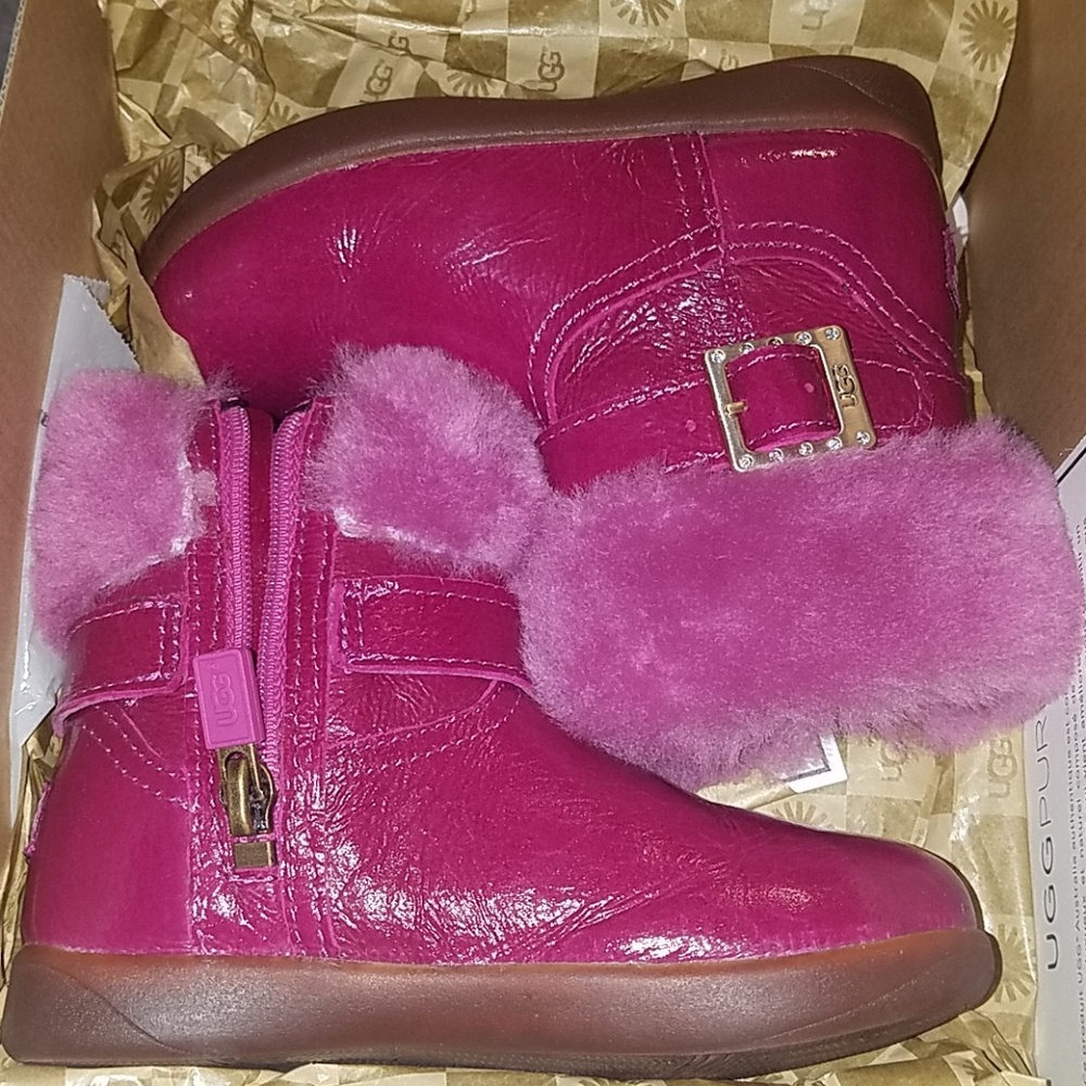 Ugg toddlers for girls - Picture 1 of 8